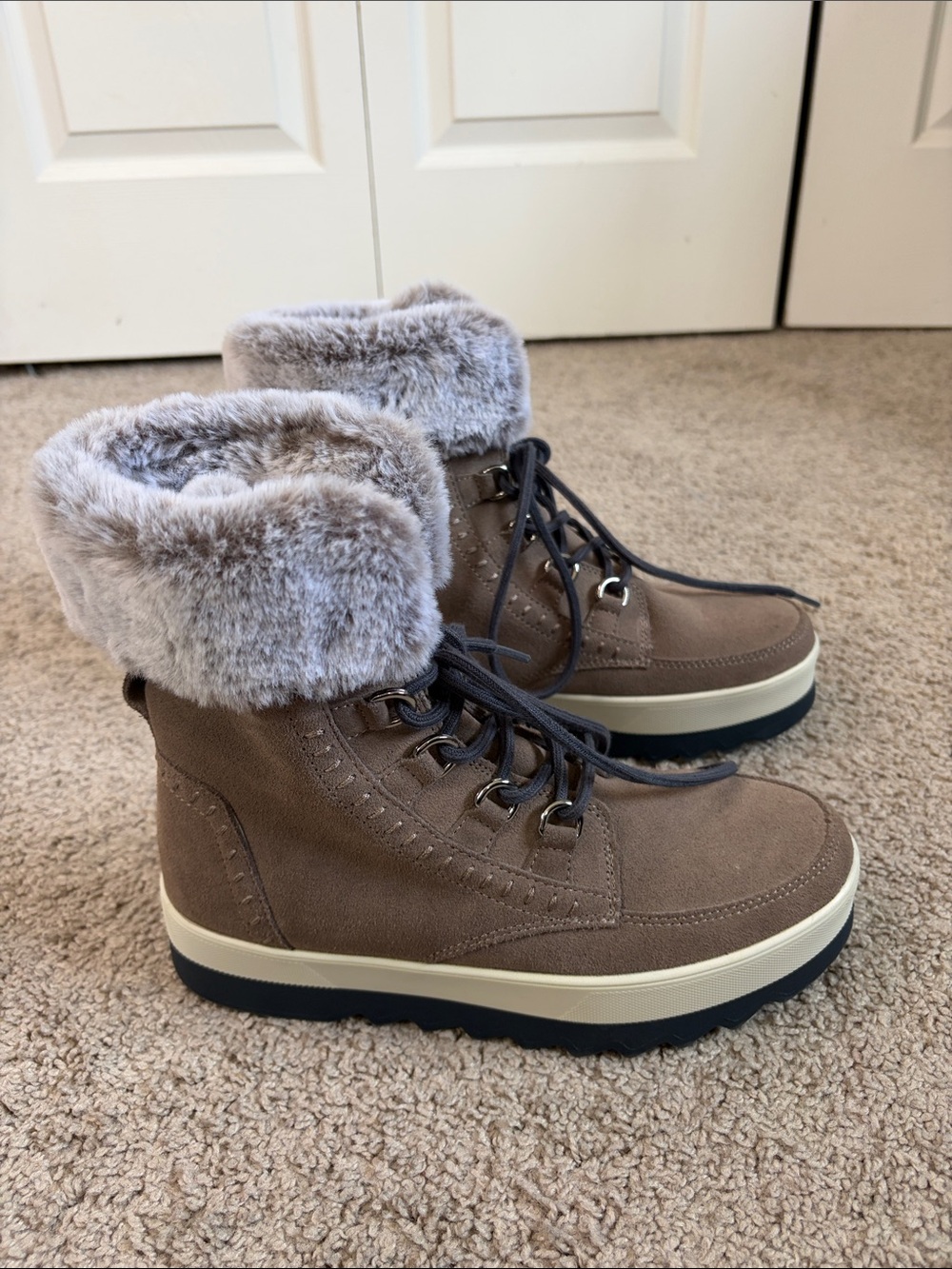 Cougar Vanetta Tan Taupe Suede Waterproof Winter Boots Faux Fur Women’s 8, 38.5